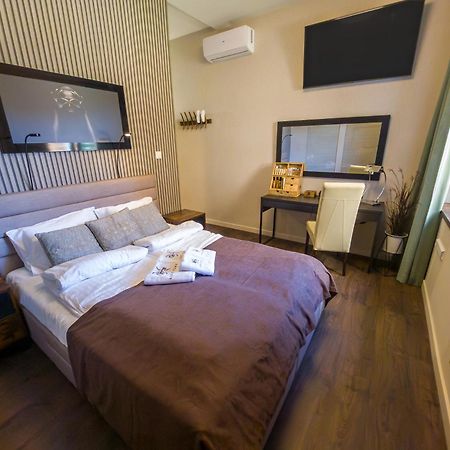 Like Home 2 Sauna,Jacuzzi & Spa Świdnica Eksteriør billede